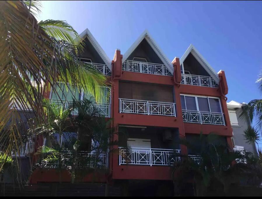 Duplex 1 Mn Plage De Trou D Eau Location A La Semaine Minimum La Saline Les Bains Zewnętrze zdjęcie